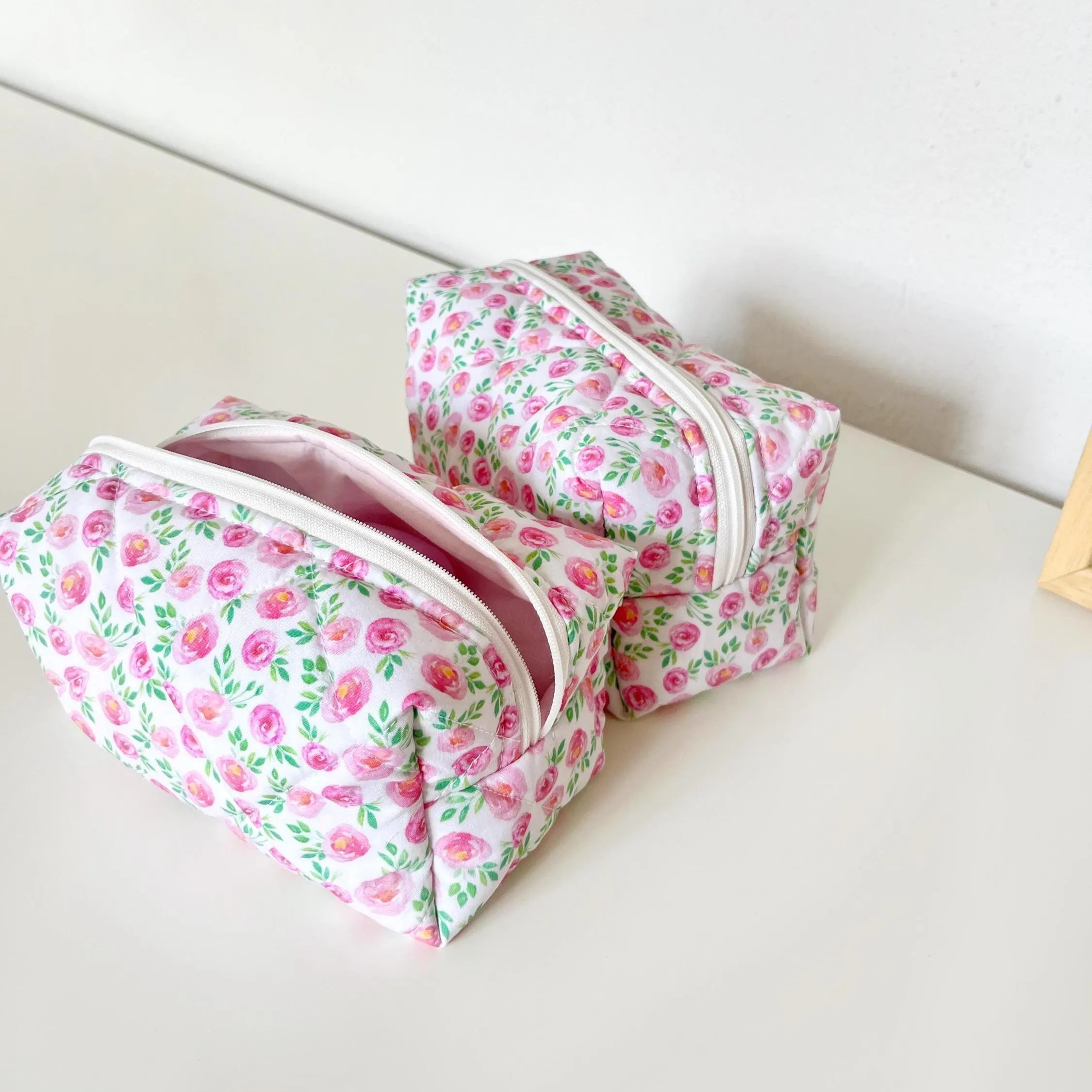 Makeup Bag Sewing Pattern, Puffy Cosmetic Bag, Beginner-Friendly Pattern, 2 Sizes with Video Tutorial