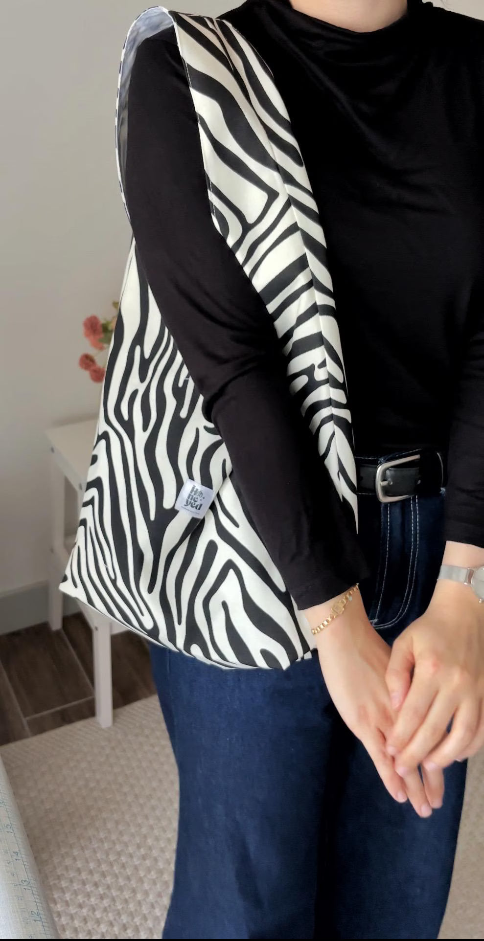 Hobo Bag Sewing Pattern, Beginner Friendly Tote Bag PDF Pattern, Full Video Tutorial, Photo Tutorial