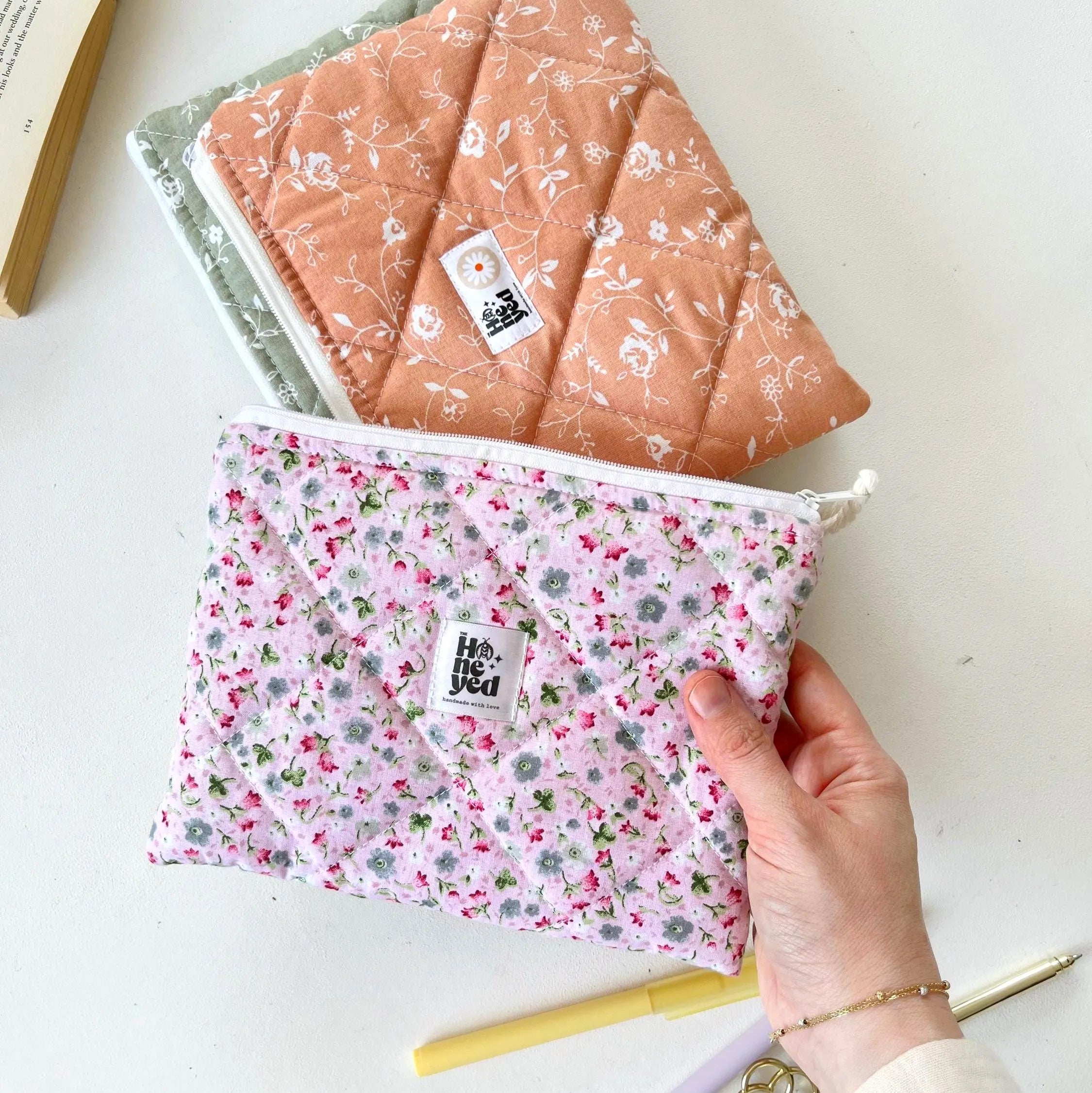 Kindle Sleeve Pattern & Video Tutorial, Beginner-Friendly Sewing Pattern (PDF Download), Sewing Projects