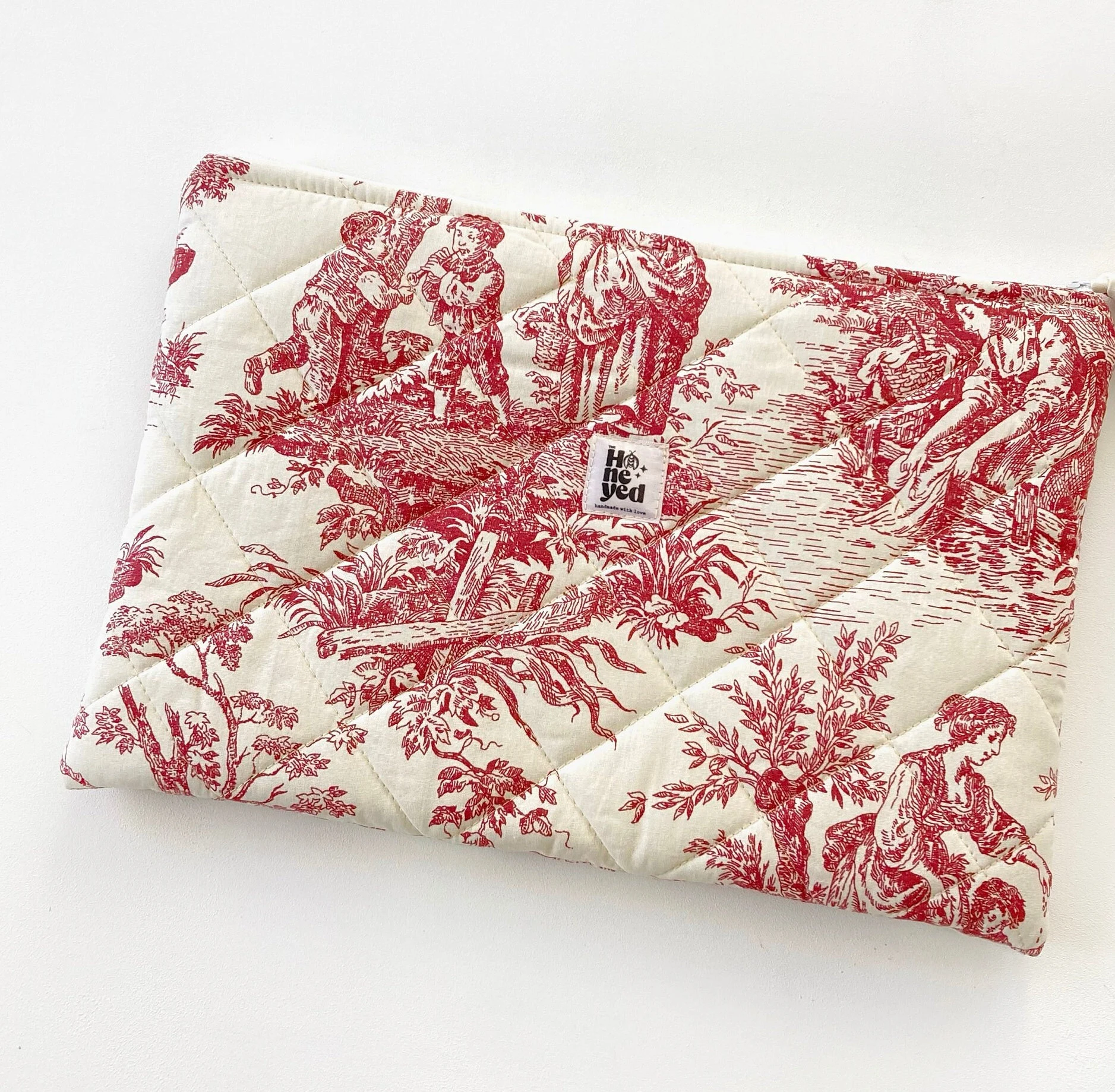 Quilted Toile de Jouy Macbook Laptop Sleeve, Handmade Padded Laptop Case 13–14-15-16 Inch