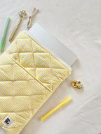 Buttergelbe Laptophülle mit Tasche, kariert gesteppte Gingham-MacBook-Hülle für 13–14–15–16 Zoll