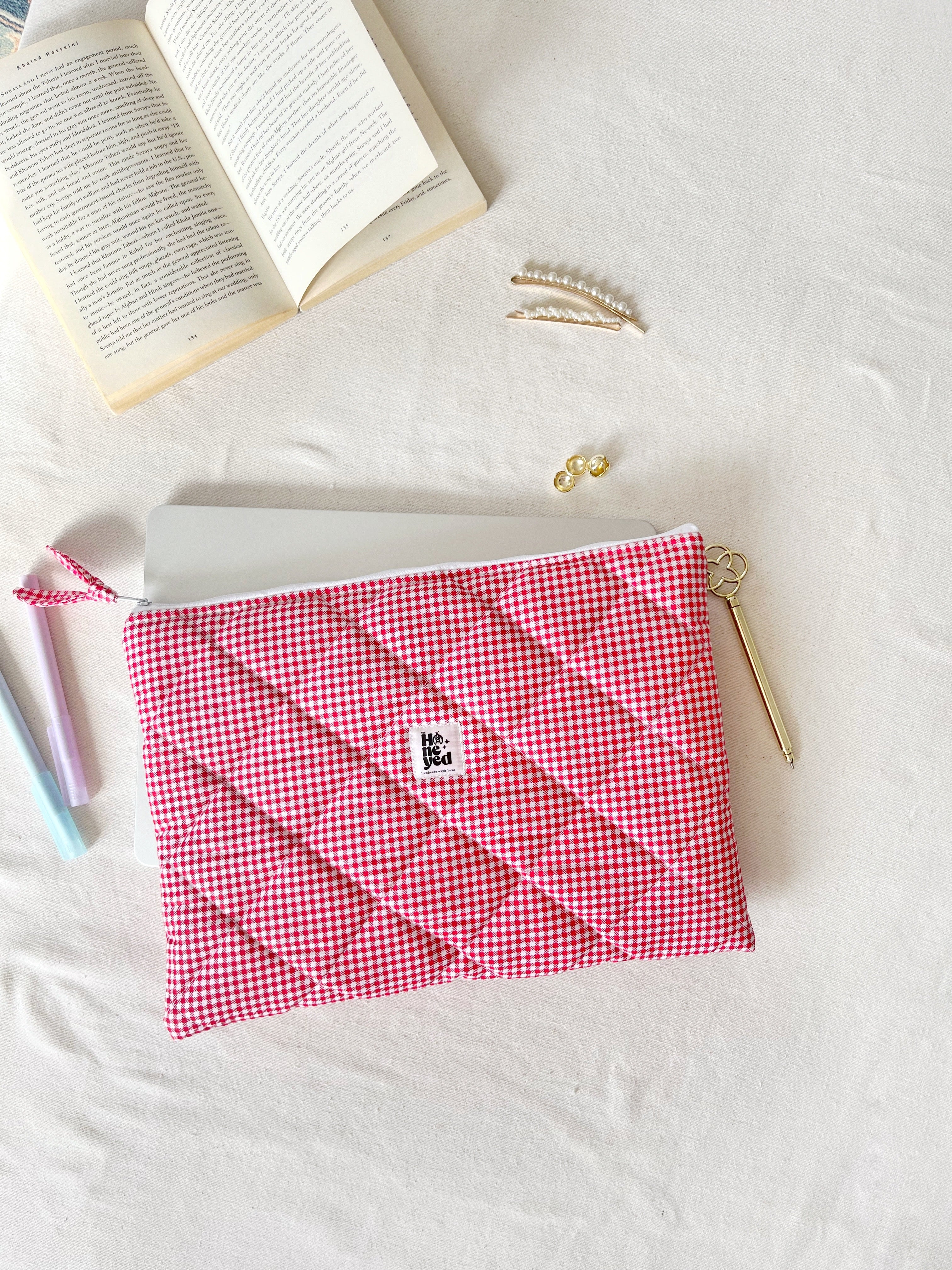 Rote karierte Gingham-Laptophülle, gepolsterte MacBook-Hülle für 13–14–15–16 Zoll