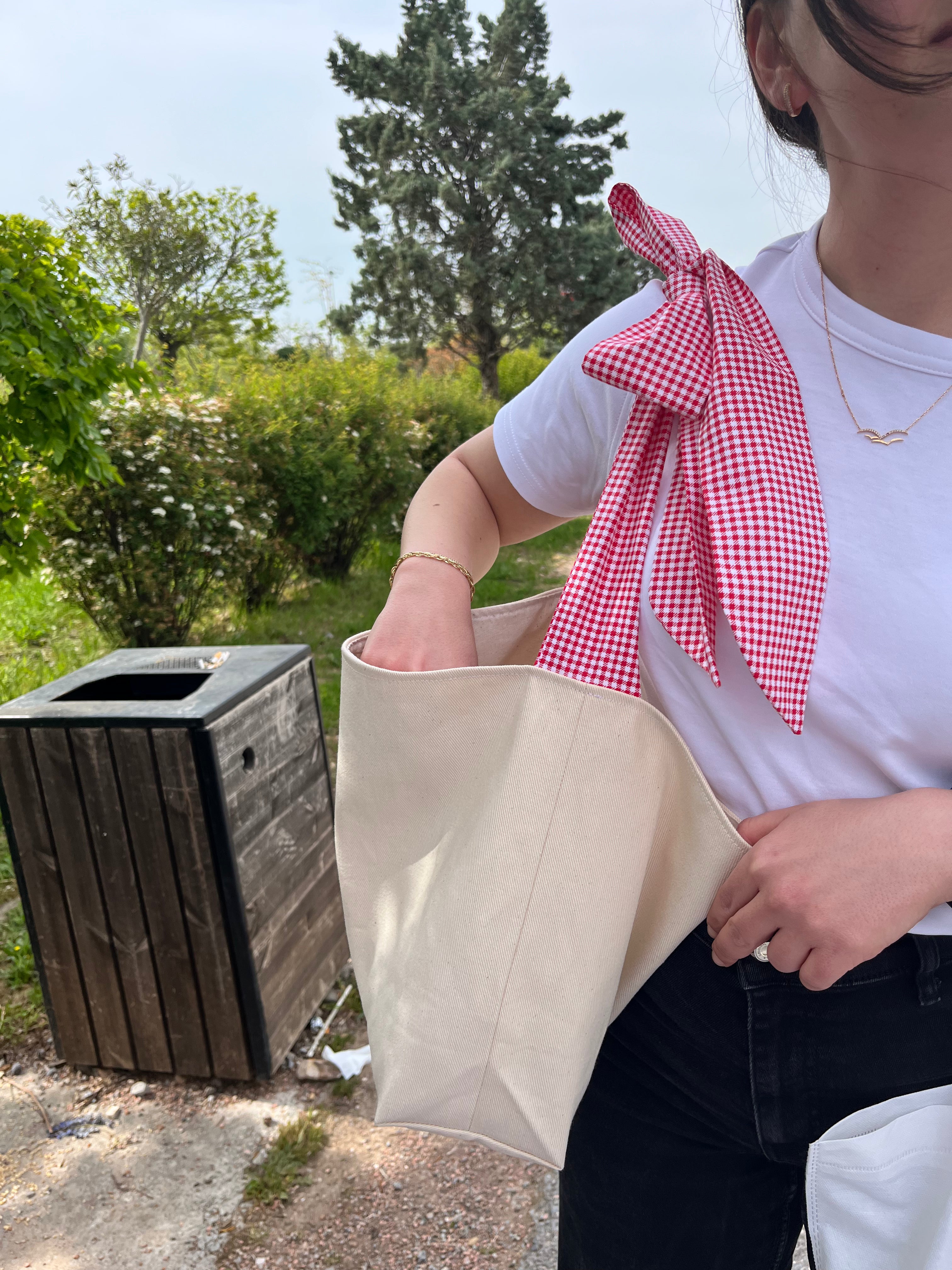 Bow Tote Bag Sewing Pattern, Video Tutorial, Beginner-Friendly PDF Pattern