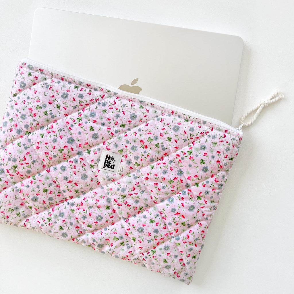 Pembe Çiçekli Laptop Kılıfı, Kapitone MacBook Kılıfı 13-14-15-16 inç