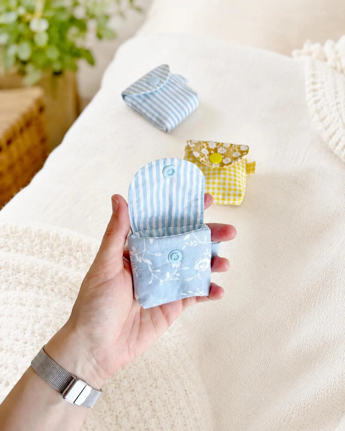 Petite Case Sewing Pattern PDF, Airpod Pouch Pattern with Full Video Tutorial, Earbuds Case, Beginner Friendly Sewing Pattern