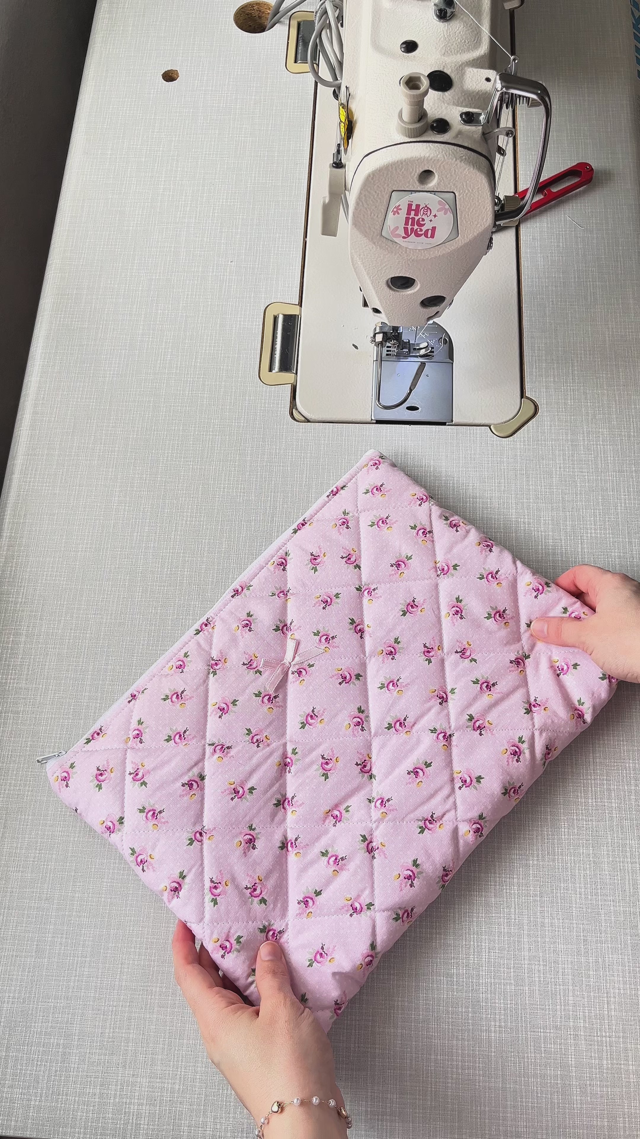 Laptop Sleeve Sewing Pattern,Video Tutorial, Beginner Friendly, PDF Download 13-16 inch Laptops
